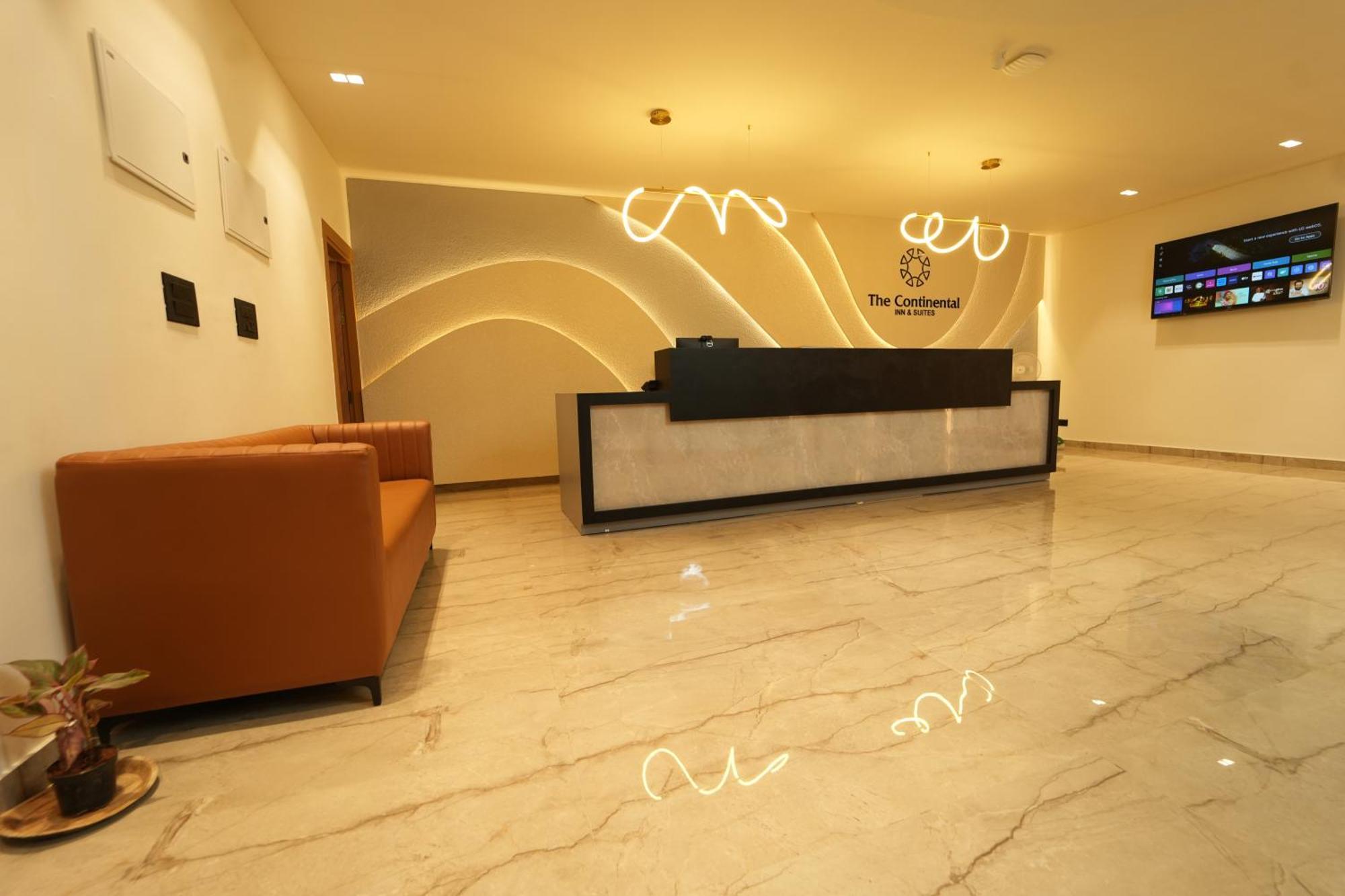 The Continental Inn & Suites Майсур Экстерьер фото